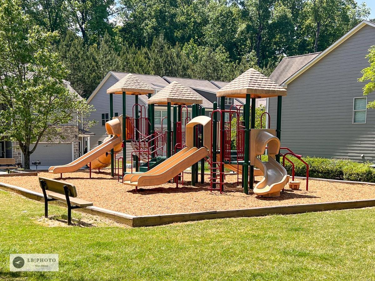 4 - Bed Home With Cali King Bed, 12 Mins To Dtwn Atlanta Exterior foto
